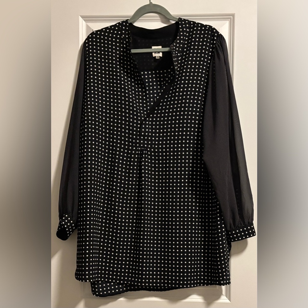 Anne Klein Black and White Dotted Blouse